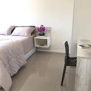https://meu-frente-mar-jurere.santa-catarina-brasil.com
