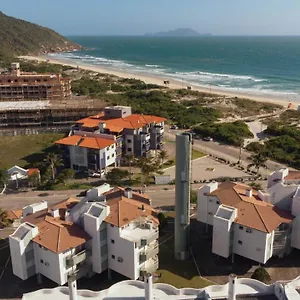 https://apto-na-quadra-da-praia-florianopolis.santa-catarina-brasil.com