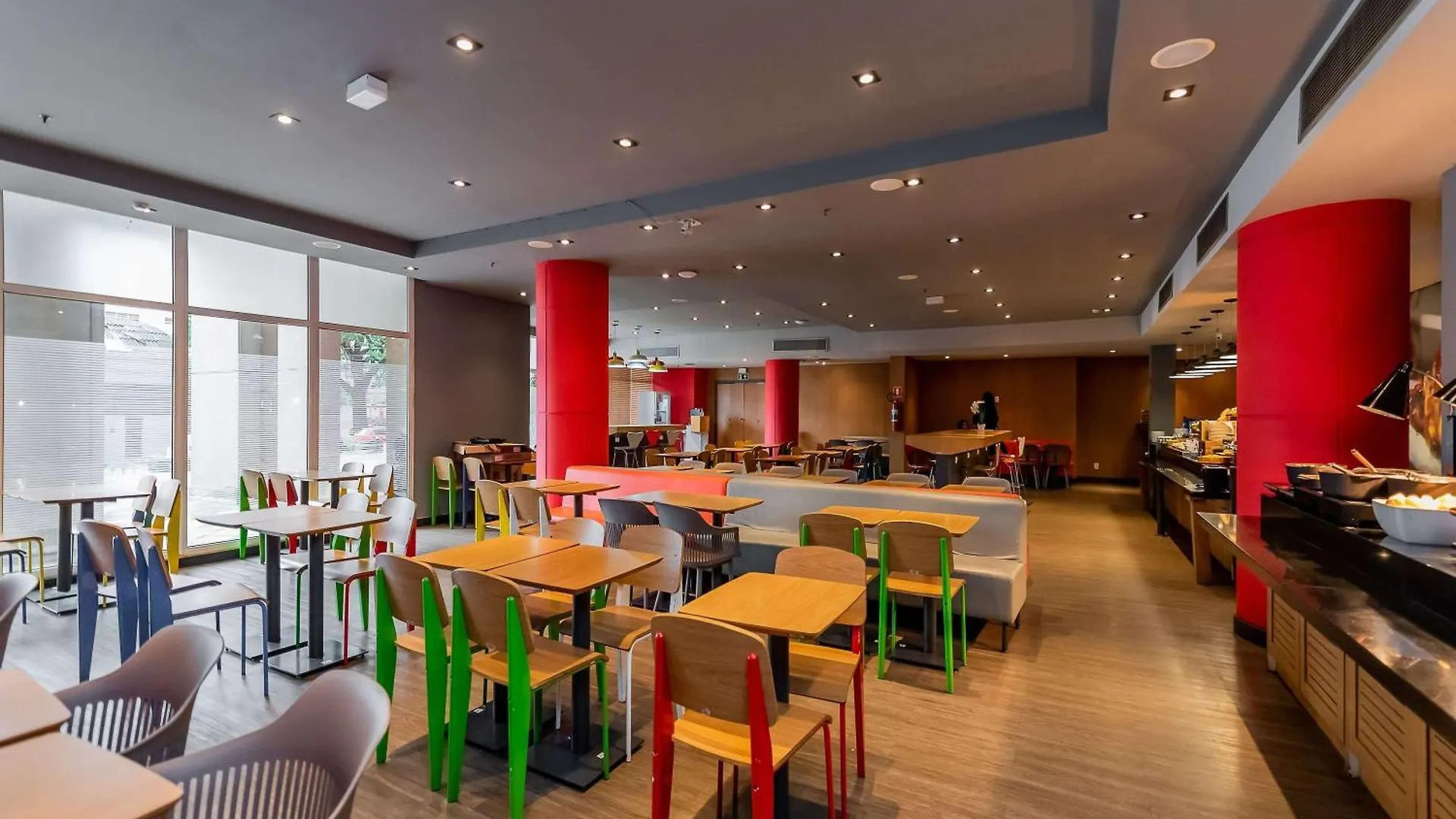 Ibis Guarulhos Aeroporto Hotel 3*,